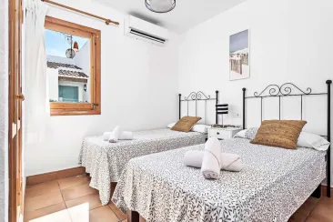 Ground Floor - Bedroom 3
