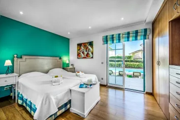 Ground Floor - Bedroom 1