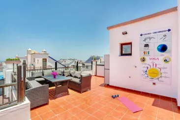 Roof Terrace-1