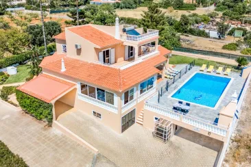 Villa-2