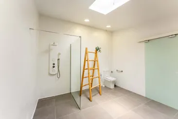 Shower Room-2