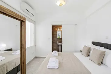 Ground Floor - Bedroom 1