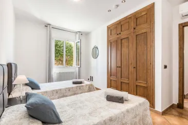 Ground Floor - Bedroom 3