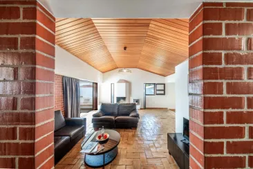 Lounge-1