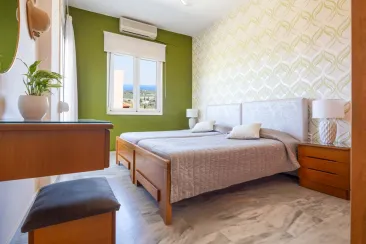 Ground Floor - Bedroom 2