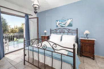 Ground Floor - Bedroom 1