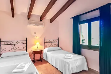 Ground floor - Bedroom 1