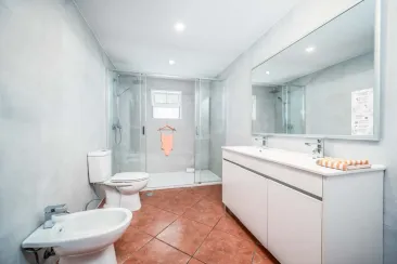 Shower Room-1