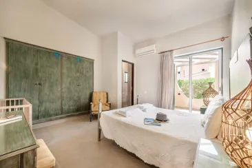 Bedroom-1
