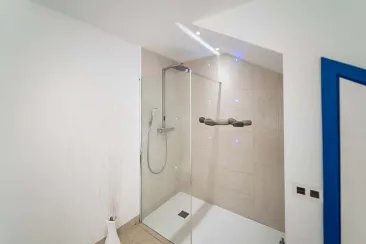 Shower Room-2