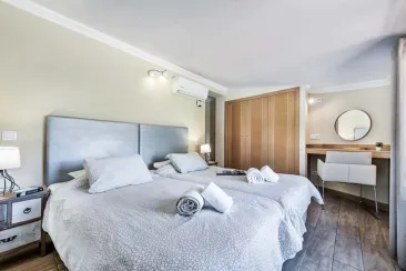 Lower Ground Floor - Bedroom 1