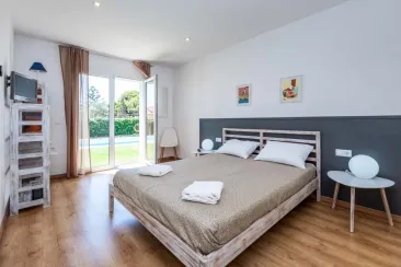 Ground Floor - Bedroom 1