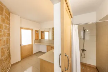 Shower Room-1