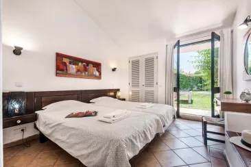 Ground Floor - Bedroom 2