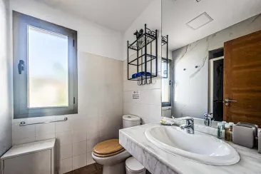Shower Room-3