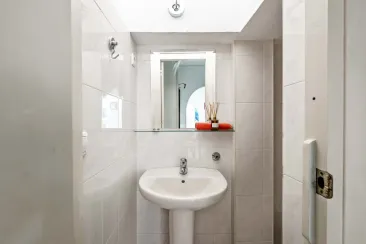 Shower Room-1