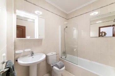 Shower Room-1