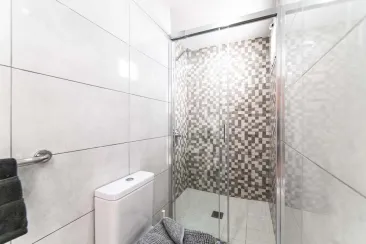Shower Room-2