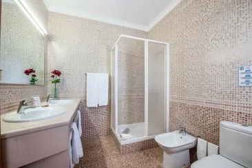 Shower Room-1