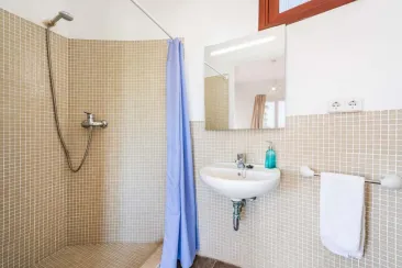 Shower Room-1