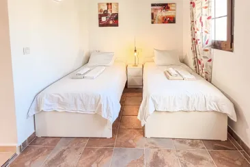 Bedroom-4