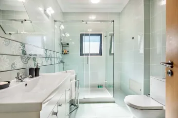 Shower Room-1