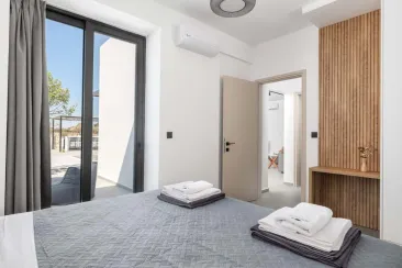 Ground Floor - Bedroom 1