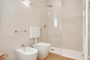 Shower Room-1